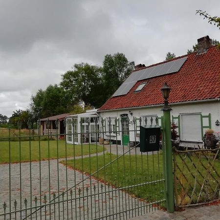 Apartment De Mare Stee Gits Eksteriør billede